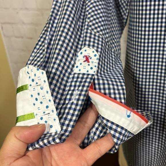 ROBERT GRAHAM LONG SLEEVE BUTTON DOWN SHIRT XL flip cuff detail GUC - Picture 5 of 15